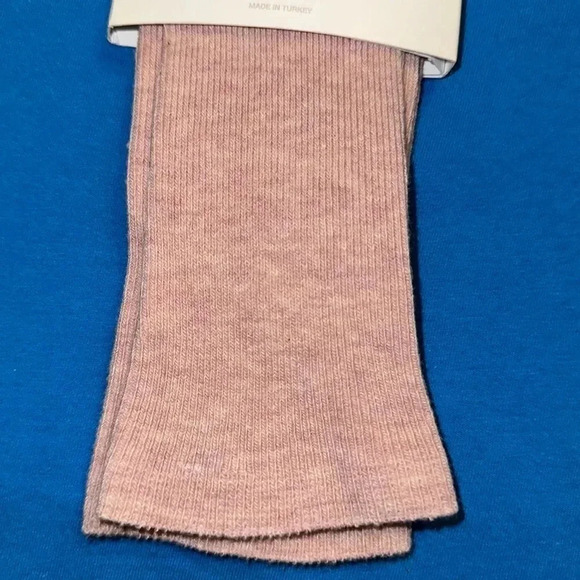 NWT Zara Women’s Blush Crew Socks (1 Pair) - Picture 3 of 5